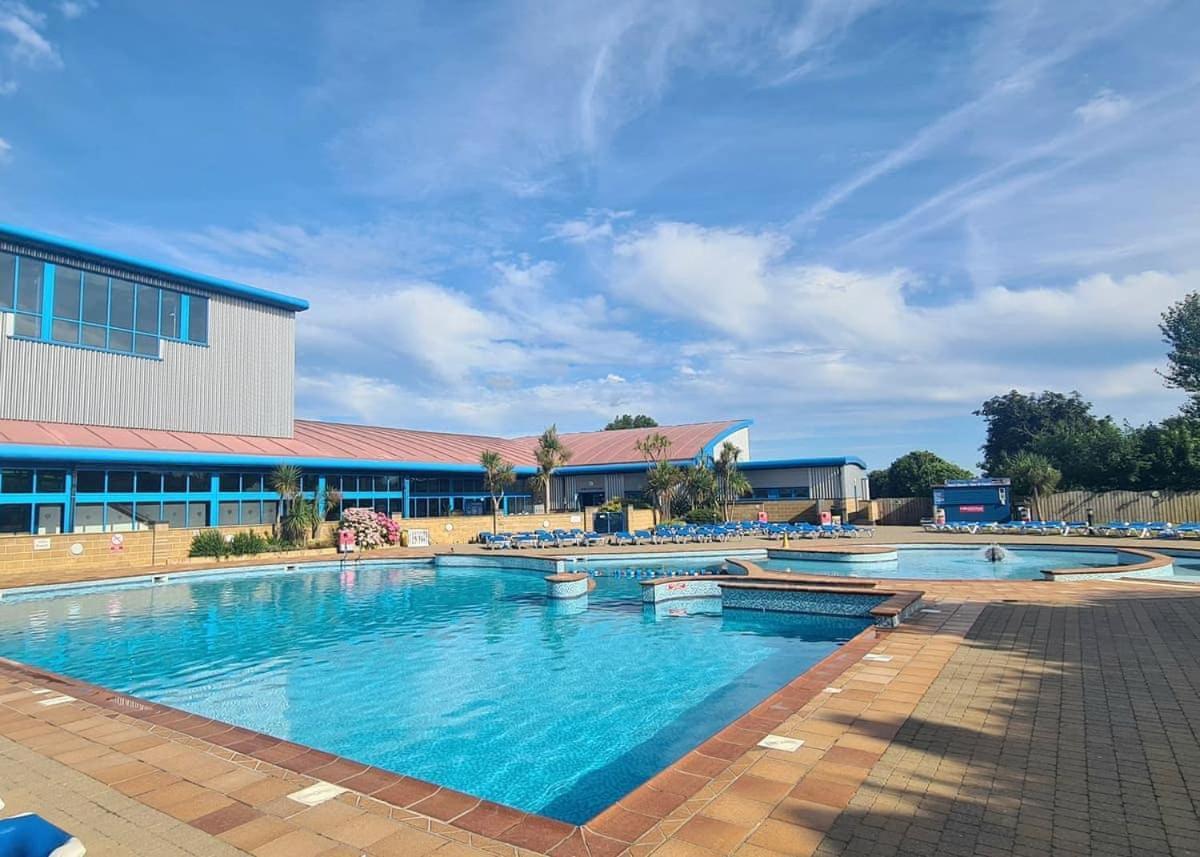 فندق نيوكوييفي  Hendra Park المظهر الخارجي الصورة